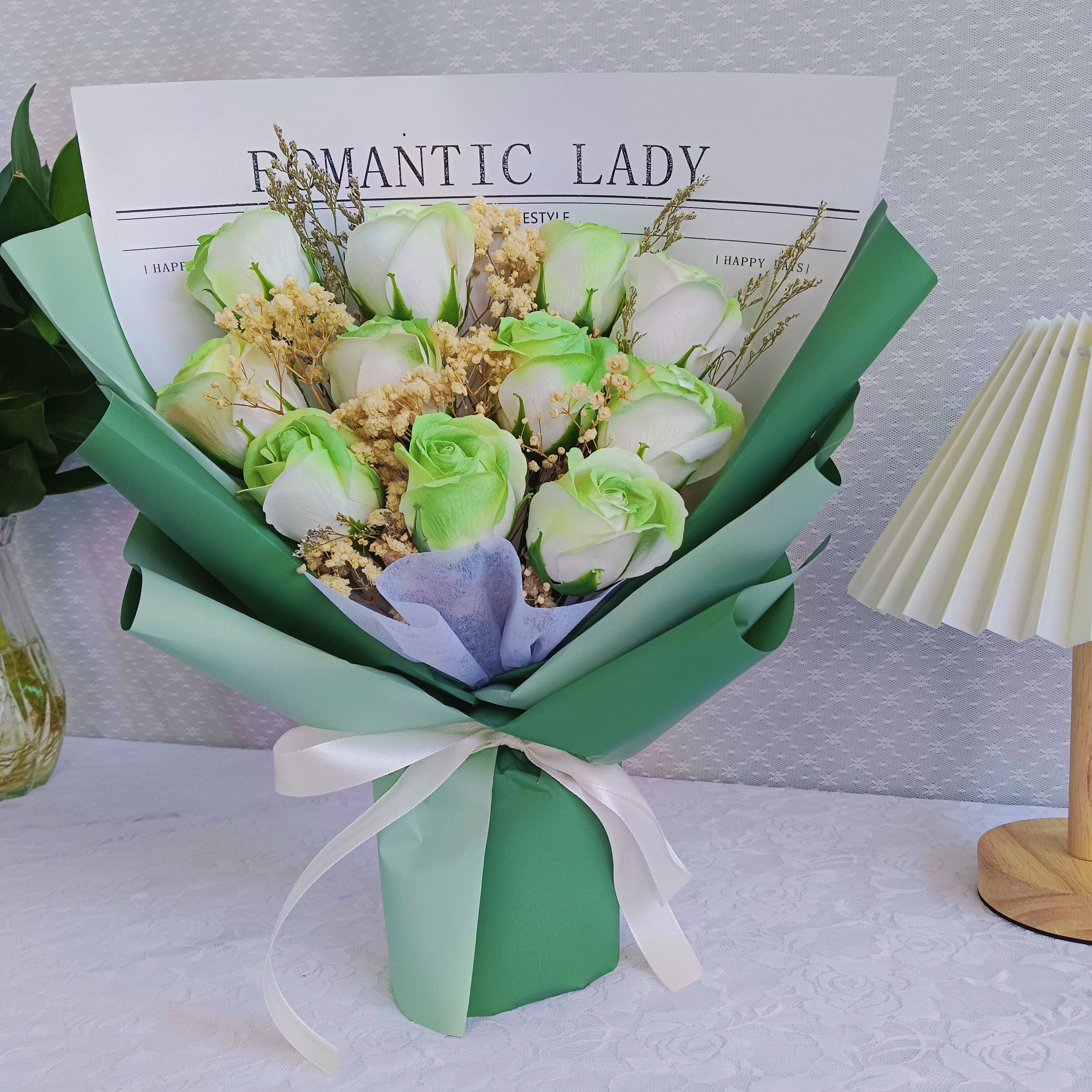 玫瑰花束仿真香皂花束送朋友母亲节生日礼物高级感满天星永生花束