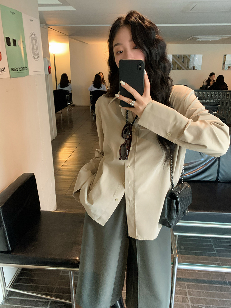 任小艺休闲条纹衬衫女秋冬新款叠穿内搭打底衫设计感宽松慵懒衬衣