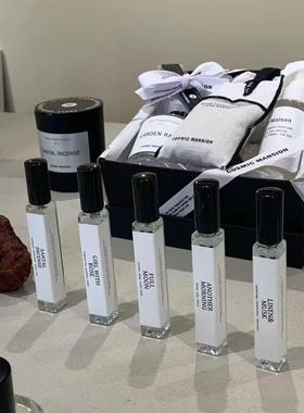 cosmic mansion香水Gril with rose玫瑰女孩韩国小众高级试香小样