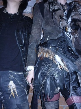 手作暗黑视觉系羽毛骷髅十字架多层次叠戴百搭复古钥匙扣裤链项链