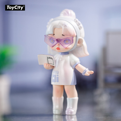 TOYCITY玩具城市LAURA全职潮人