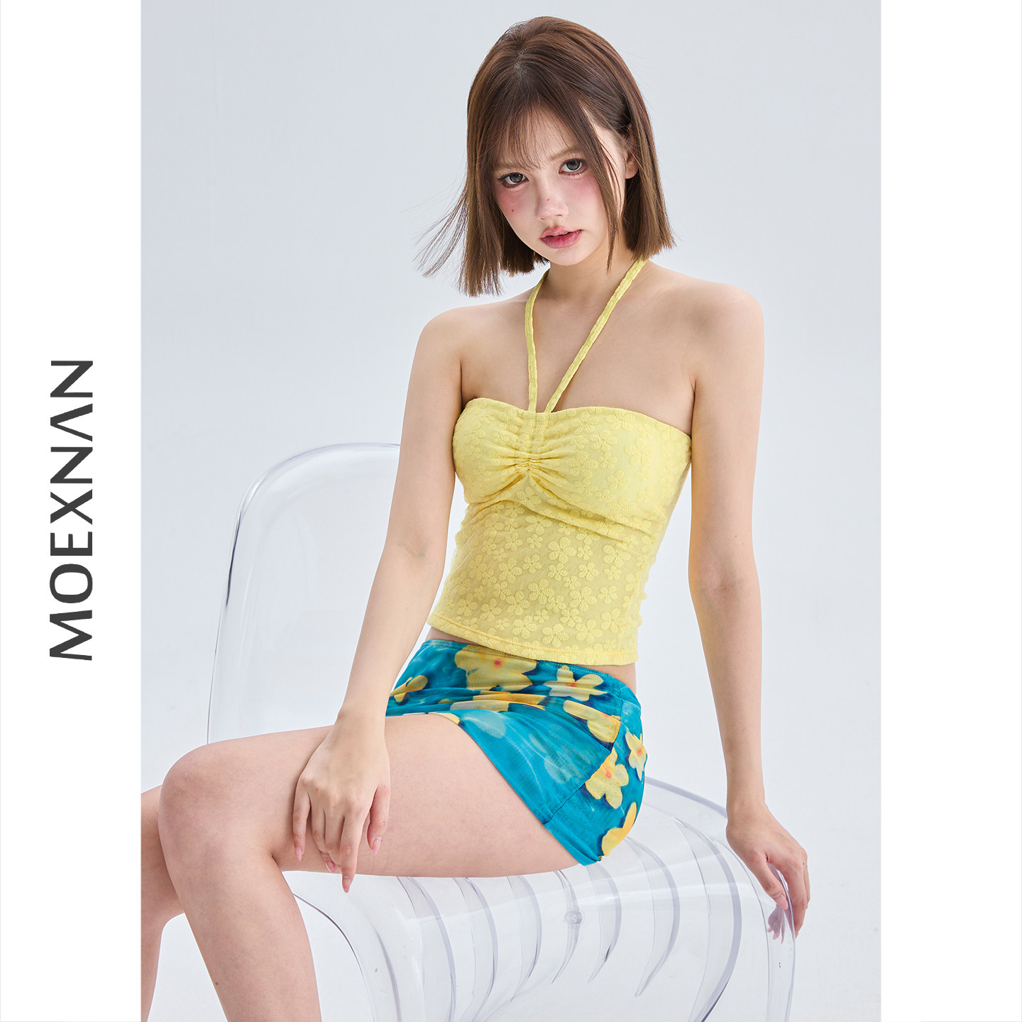 新款泳衣女性感裙式小胸聚拢比基尼度假显瘦高级感遮肚泡温泉泳装