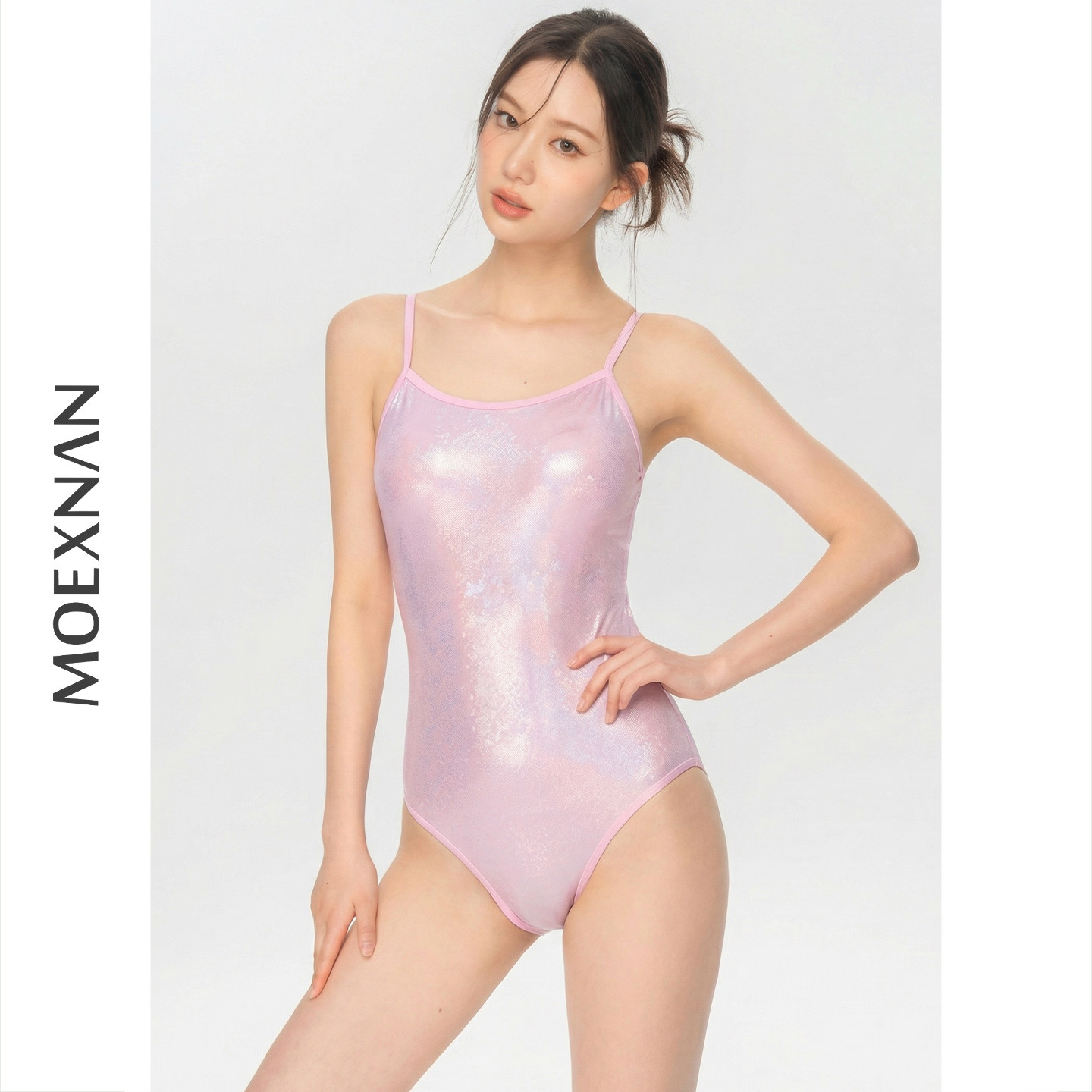 泳衣女新款连体三角游泳衣高级感小胸显瘦泡温泉游泳馆专用竞速