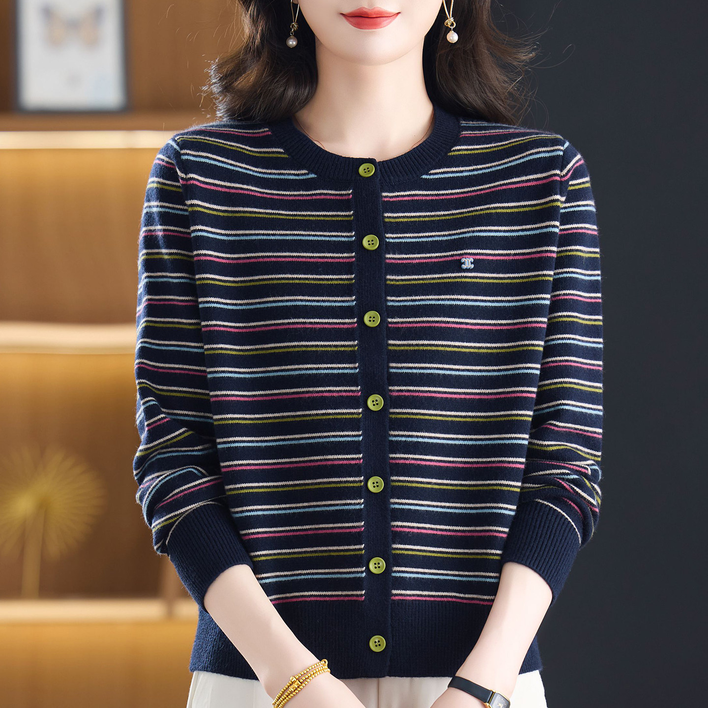 妈妈装条纹长袖针织开衫女春秋圆领毛衣外套宽松大码羊毛外搭上衣