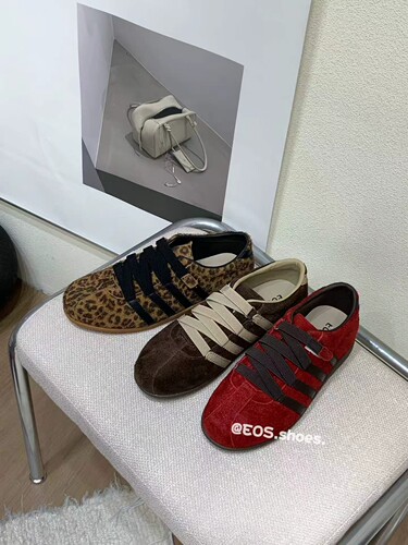 EOS真皮德训鞋女鞋2026秋季新款百搭轻便运动休闲鞋阿甘板鞋潮