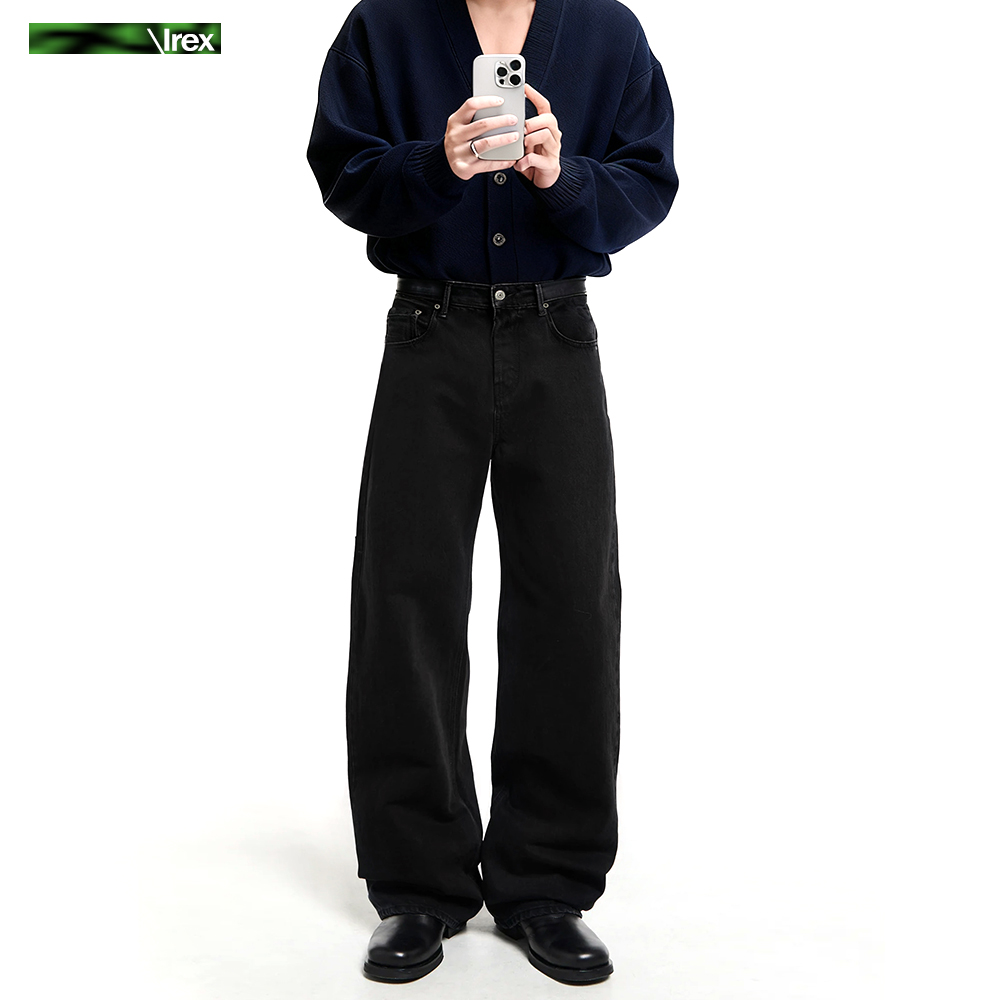 冈山窄幅黑色纯色素牛仔裤