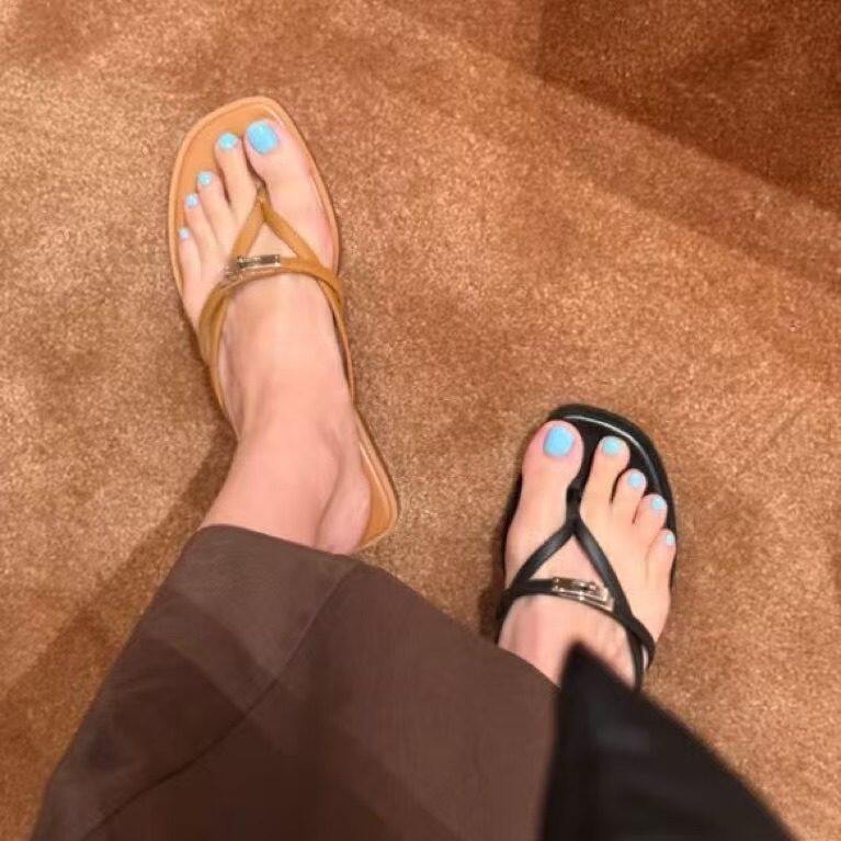 KELLY扣高端人字拖女夏外穿平底夹角凉拖鞋度假沙滩鞋
