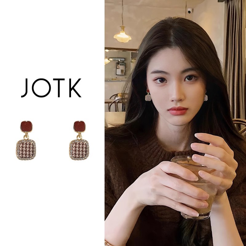 复古港风千鸟格蚊香盘耳夹