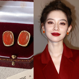 金色方形几何耳环女士2026冬季新款爆款高级感耳钉小众设计感耳饰