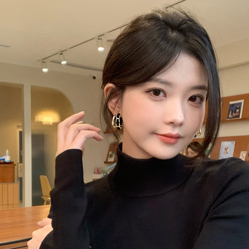 气质复古耳夹女无耳洞2025年新款爆款法式轻奢高级感小众耳圈耳饰,饰品/流行首饰/时尚饰品新,耳夹,淘宝优惠券,粉丝福利购,淘宝优惠卷