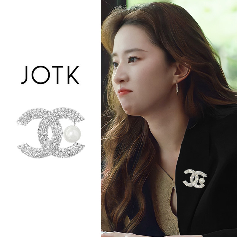 银色双C珍珠款胸针女2026秋冬新款高档奢华大衣别针时尚简约配饰,饰品/流行首饰/时尚饰品新,胸针,淘宝优惠券,粉丝福利购,淘宝优惠卷