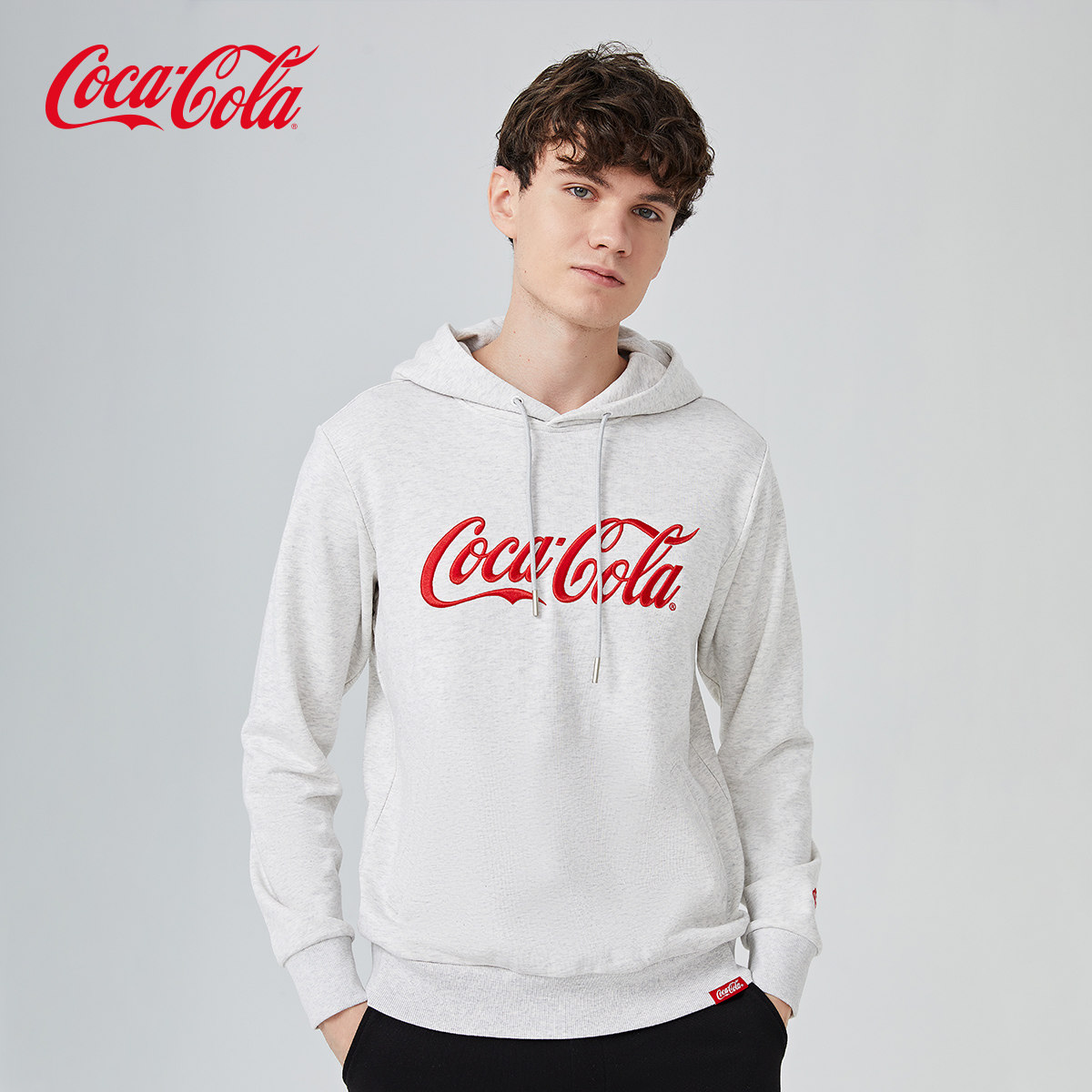 coca-cola可口可乐官方 连帽卫衣秋季新基础款绣花休闲运动潮帽衫