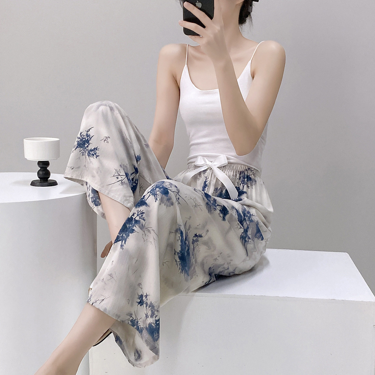 棉绸裤子外穿年轻款棉球睡衣粘稠睡裤东风尼阔腿女裤东方绸大花裤