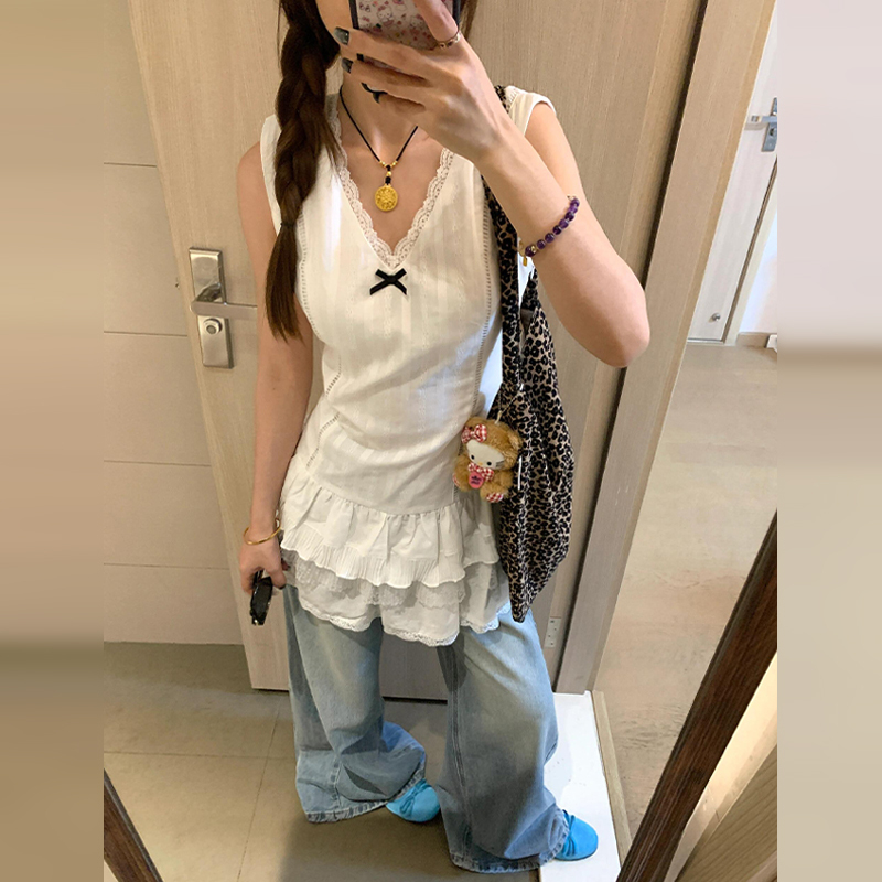 夏季穿搭白色背心吊带连衣裙子女夏2025年新款法式小个子蛋糕短裙