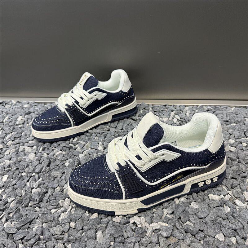 男鞋2025秋季新款休闲鞋舒适防滑运动鞋时尚潮流大码男士青年板鞋