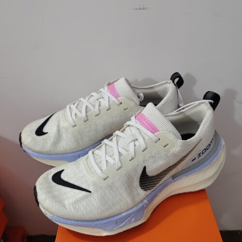 Nike Invincible 3 跑鞋  DR2615-100 M广东BB仓下单请看详情页C