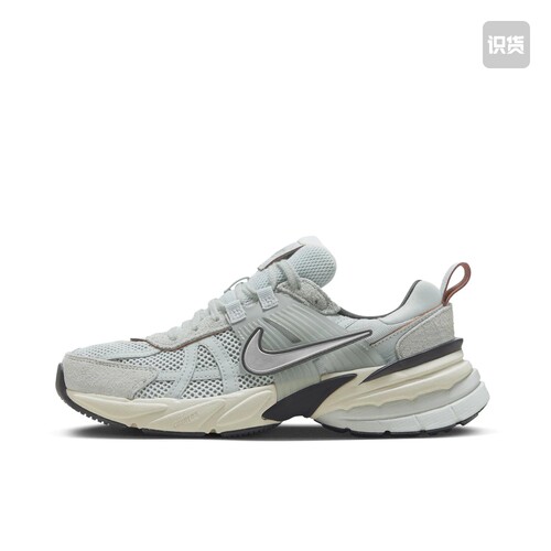 Nike V2K Run Runtekk 跑鞋 FN6703-003.MZ仓下单阅读详情页面