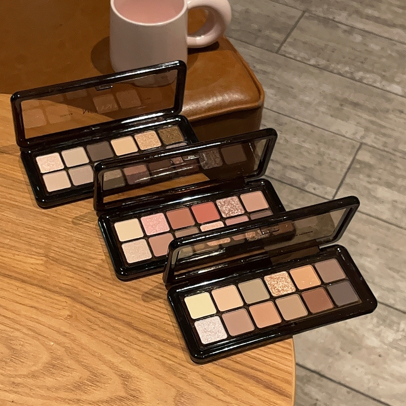 美媞秀浩瀚星云十二色眼影珠光哑光12大地晕染新手显色ins学 生党