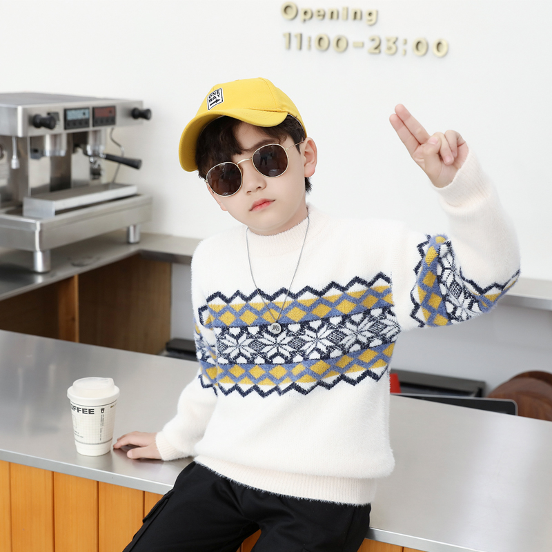水貂绒中大童针织保暖男孩毛衣