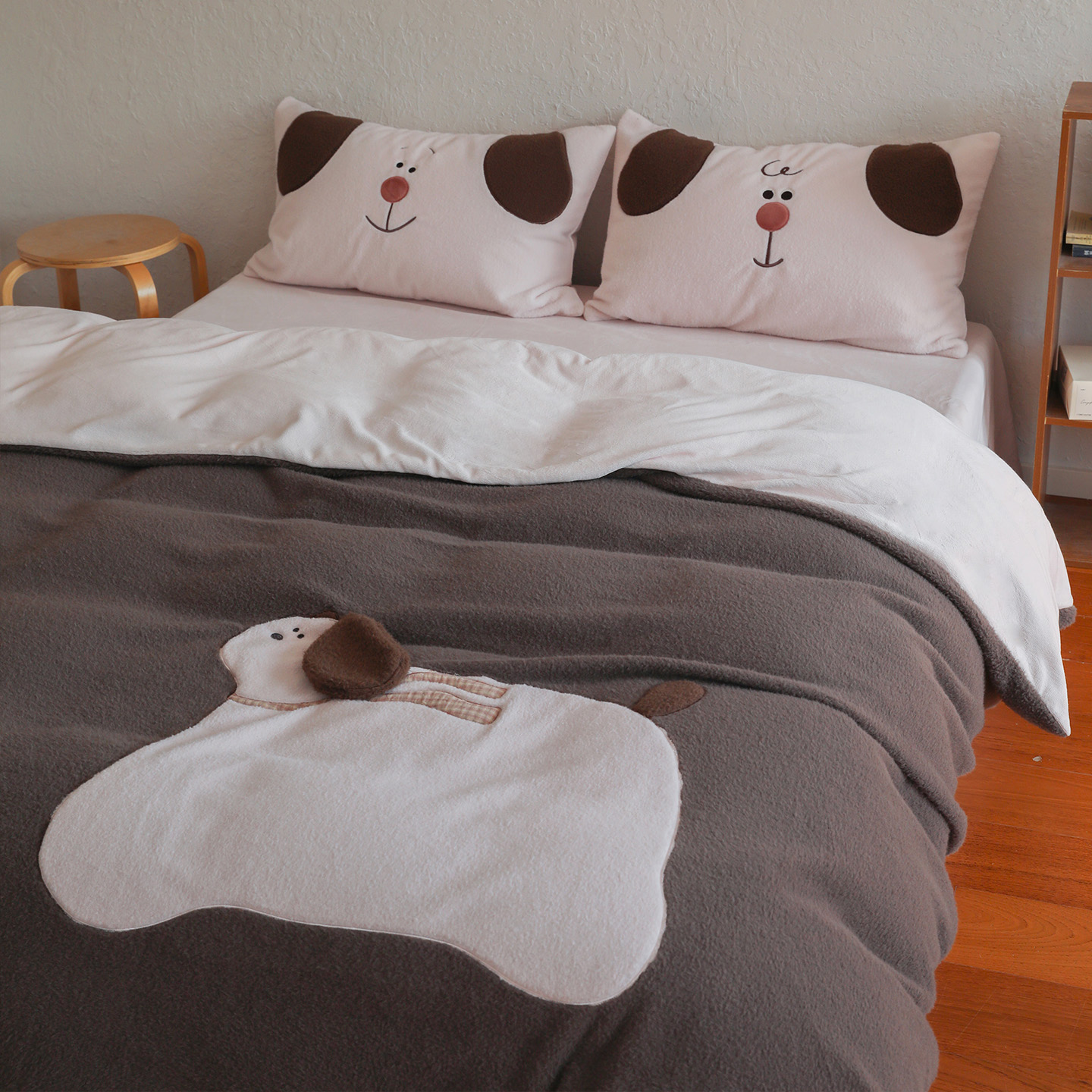 贴布绣牛奶绒小狗四件套