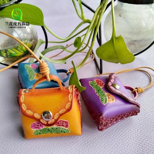 纯手工手缝零钱包树膏牛包包挂件
