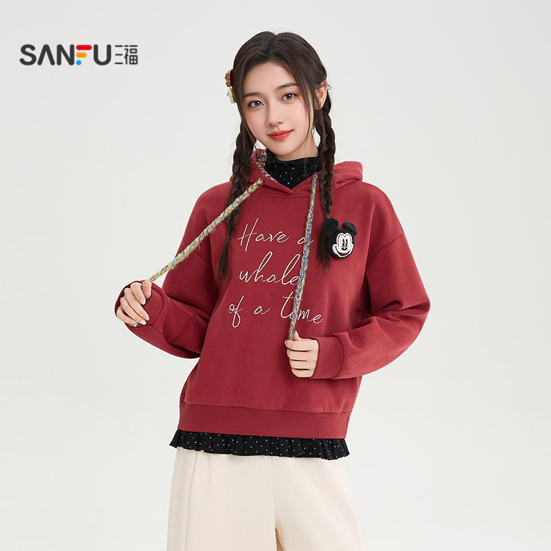 【迪士尼联名】三福卫衣2025冬季刺绣玩偶扣针上衣女装513770