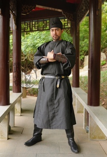 武将圆领袍 唐代圆领袍 圆领袍吏黑 军官圆领袍 武备寺黑色圆领袍