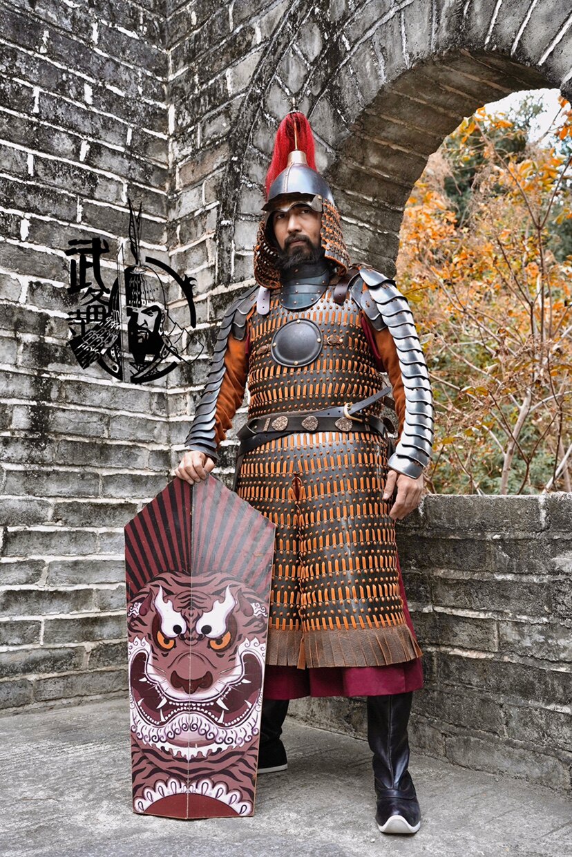 武备寺明代铁甲 明代把总全铁札甲 明代边军札甲 明代直身札甲