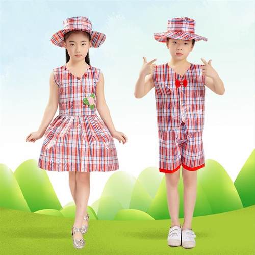 环保衣服手工走秀儿童女孩素材模板 环保衣服手工走秀儿童女孩图片下载 小麦优选