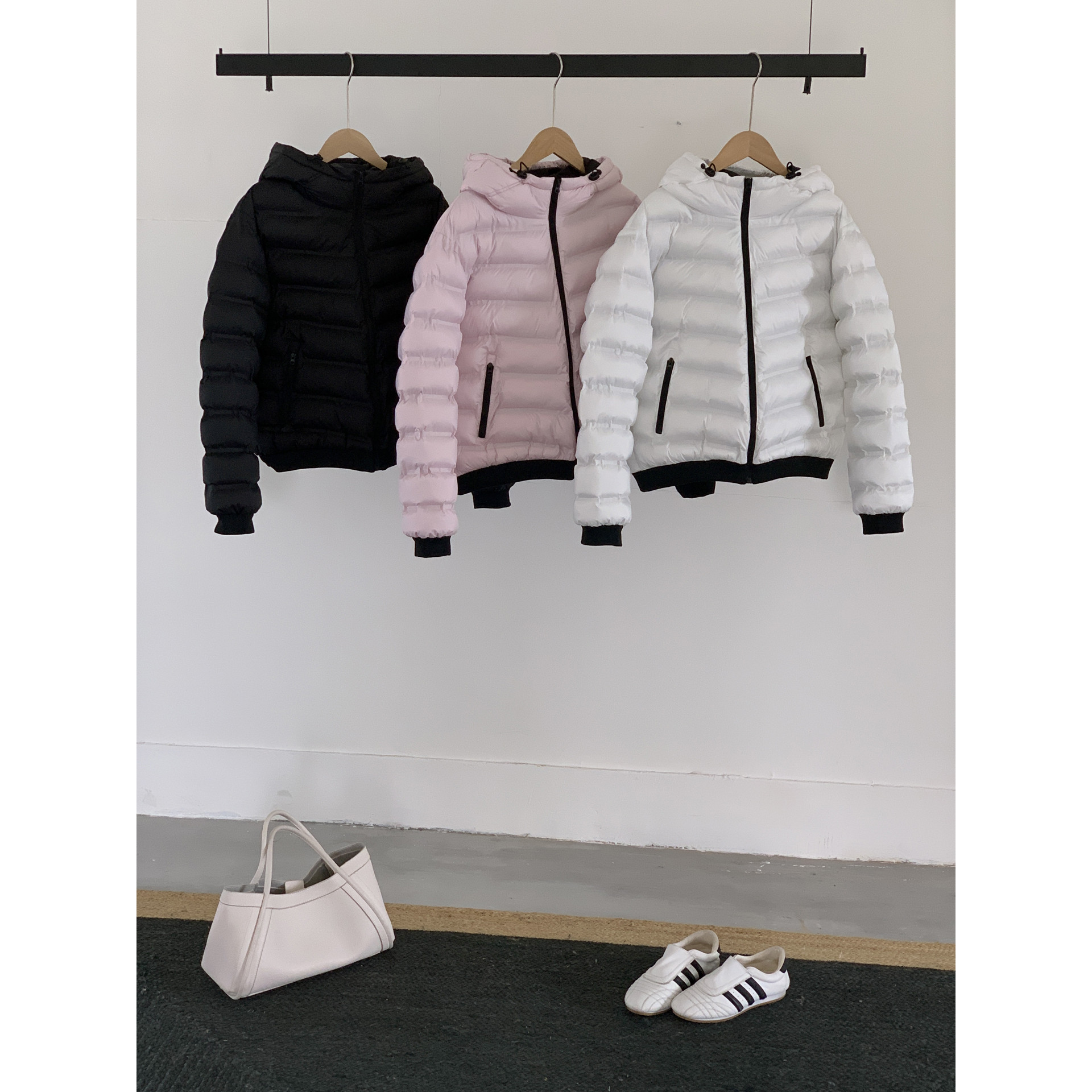 HYF韩版修身显瘦连帽短款棉衣女2025年冬季排骨棉服面包服外套