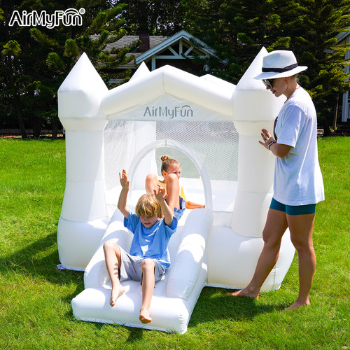 AirMyFun珍珠白火箭充气城堡玩具