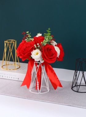 轻奢手捧花架简约大气仿真花插瓶婚礼现场花架喜庆摆架插花装饰