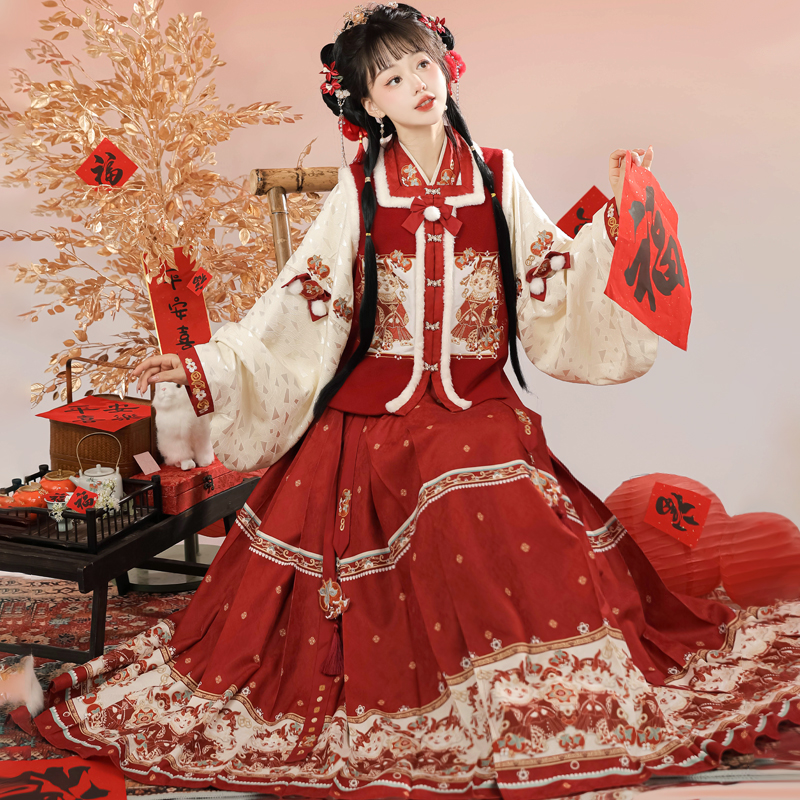 金龙贺岁原创明制汉服女中国风刺绣加绒比甲龙年拜年服马面裙秋冬