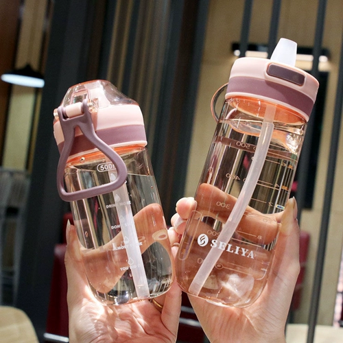 Высококачественная детская пластиковая трубочка со стаканом для молодой матери для школьников, популярно в интернете