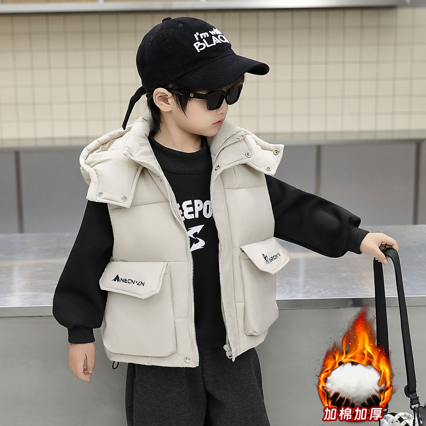 儿童2025新款马甲男童棉服背心连帽秋冬款帅气中小童加厚外套无袖