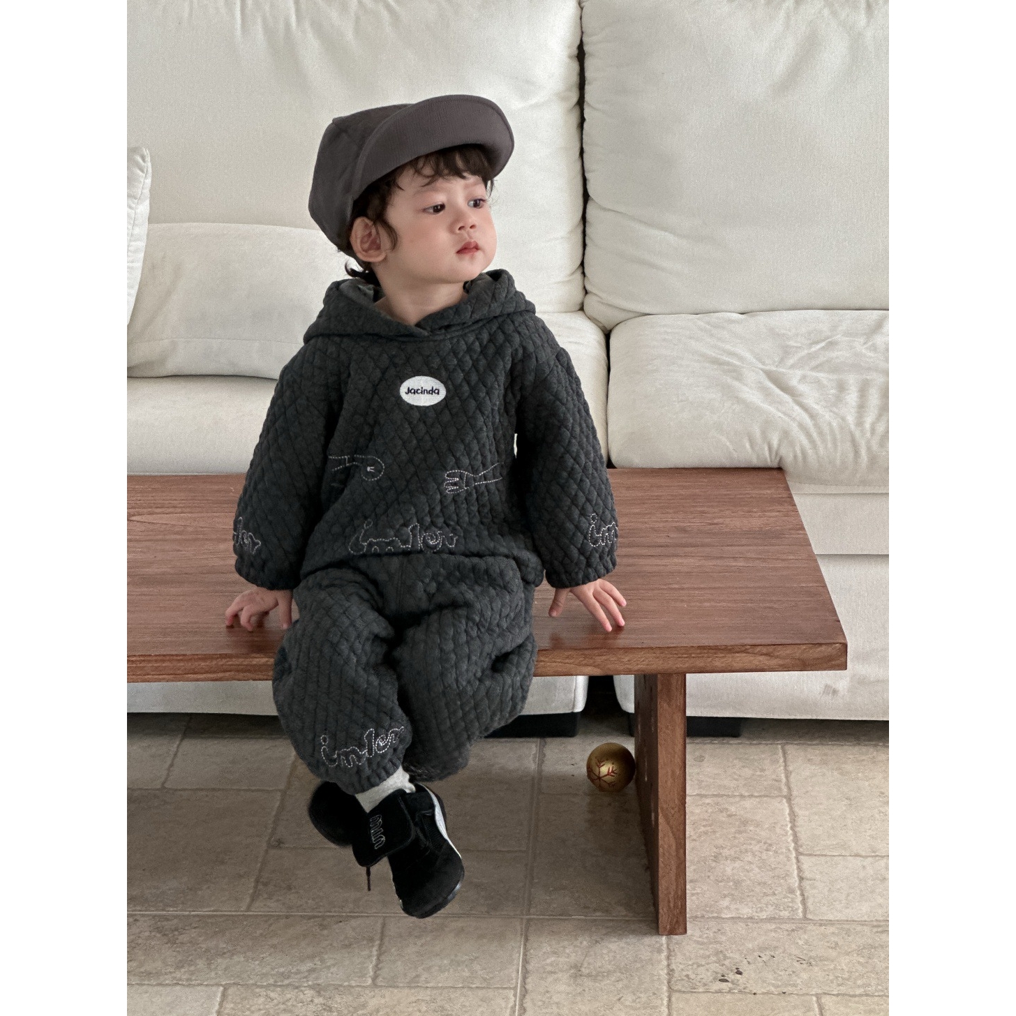 儿童秋冬衣服2025冬季韩版童装宝宝加厚连帽卫衣套装男童加绒套装
