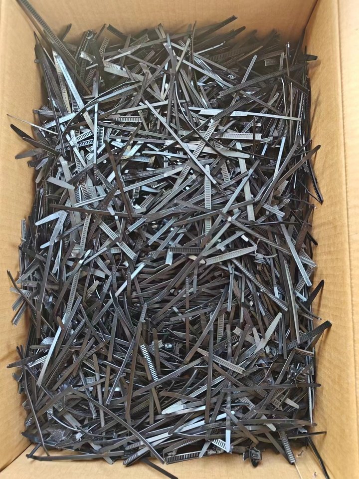 1月6日威海塑料固定扣钩边角料网络拍卖公告