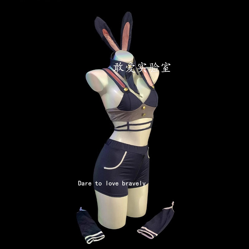 小胸兔女郎COS制服套装纯欲