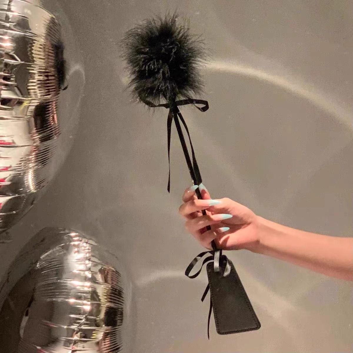 羽毛棒情调毛绒头饰性感可爱网红拍子情侣尾巴拍照道具配饰皮鞭