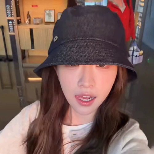 牛仔H标渔夫帽女四季显脸小