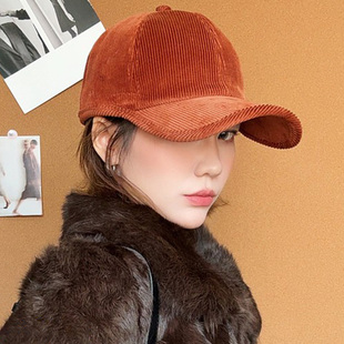 韩系纯色灯芯绒鸭舌帽子女士秋冬宽檐素颜显脸小复古百搭棒球帽潮