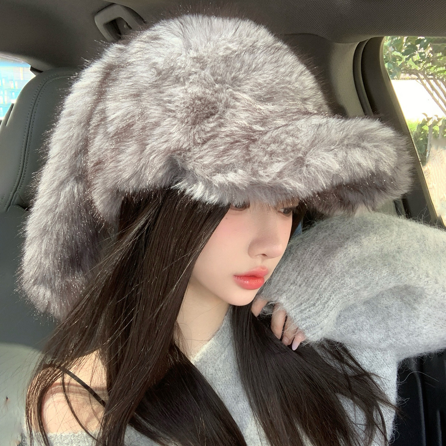 可爱毛绒兔耳鸭舌帽子女秋冬保暖