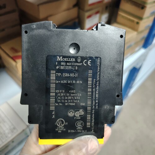 ESR4-NO-31 安全继电器 Moeller工控自动化配件议价维修