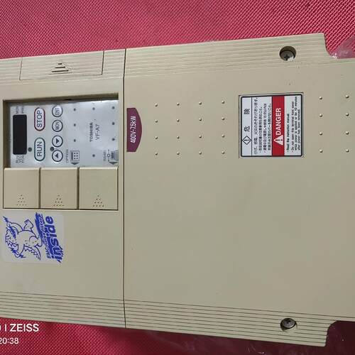 VFA7-4075PL 变频器 东芝7.5kw 400V工业工控调速装置议价维修