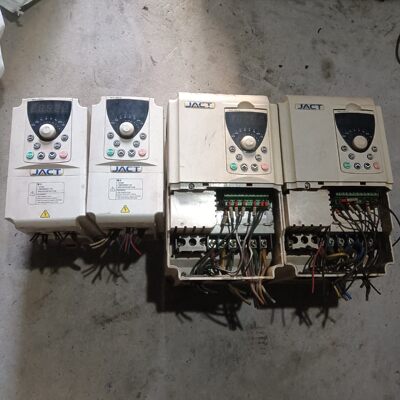 AT500-7R5G/011PB 艾克特变频器 7.5KW 工业变频调速装置议价维修