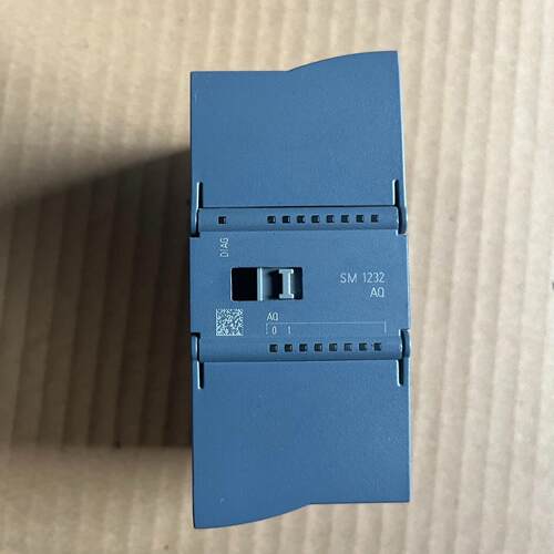 232-4HB32-0XB0 SM1232 S7-1200 PLC模拟量输工控模块议价维修