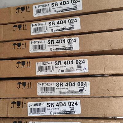 SR4D4024 泰科继电器 工控自动化控制配件议价维修