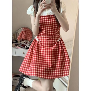 红色格子拼接假两件连衣裙女夏季新款小众甜美花瓣袖衬衫背带短裙