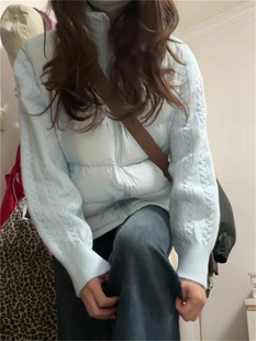 超好看奶蓝色设计感立领拼接针织袖 保暖夹棉厚外套 棉服女士秋冬季