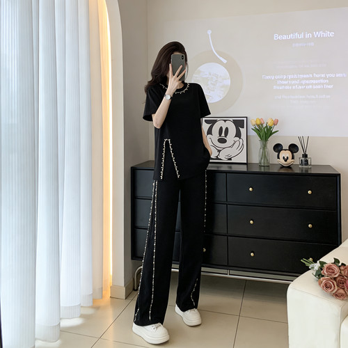洋气休闲运动套装女夏新款重工钉珠黑色显瘦短袖T恤阔腿裤两件套